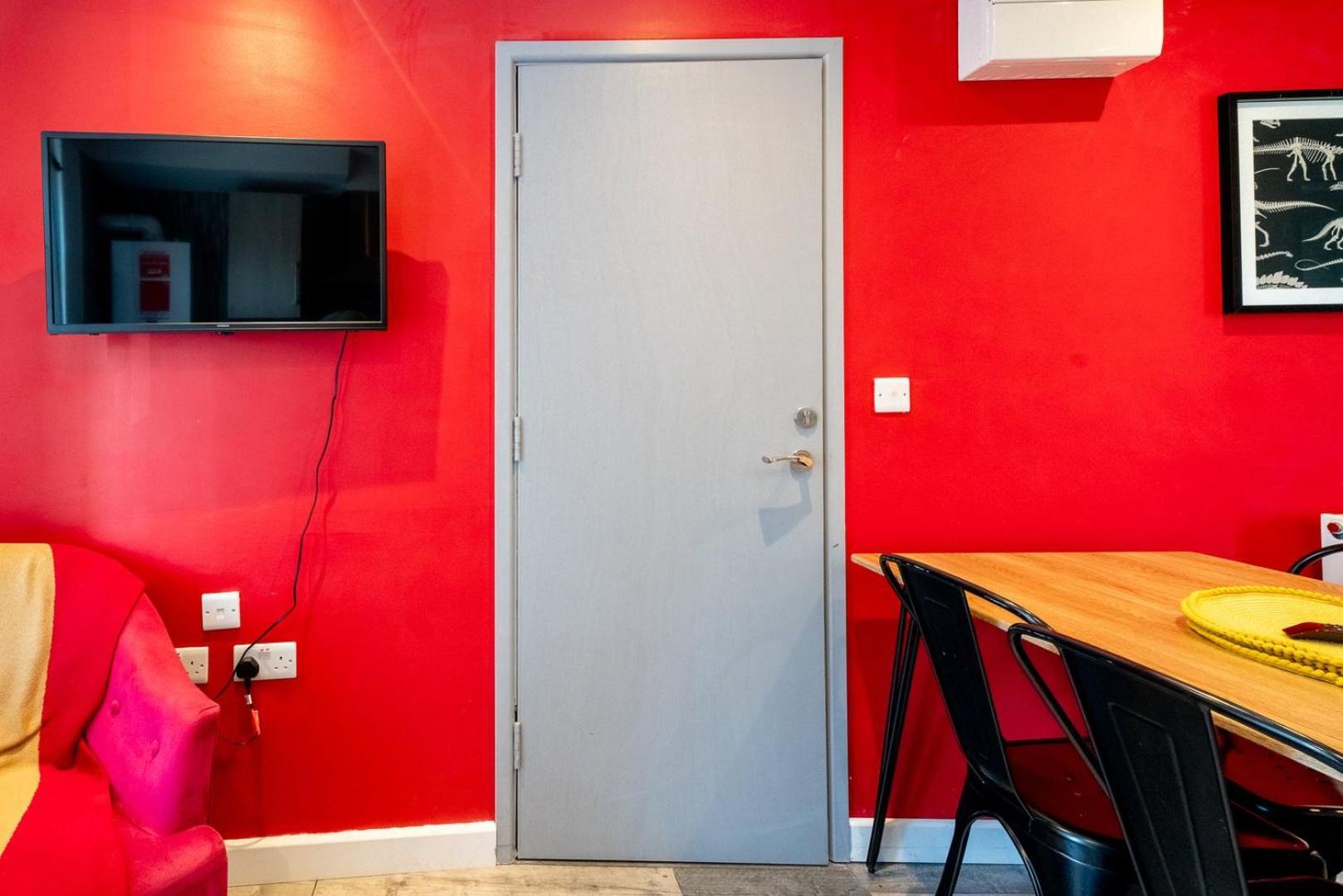 Cardiff Getaway - City Center - Free Parking Exterior photo